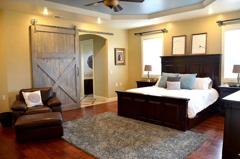rolling barn door hardware